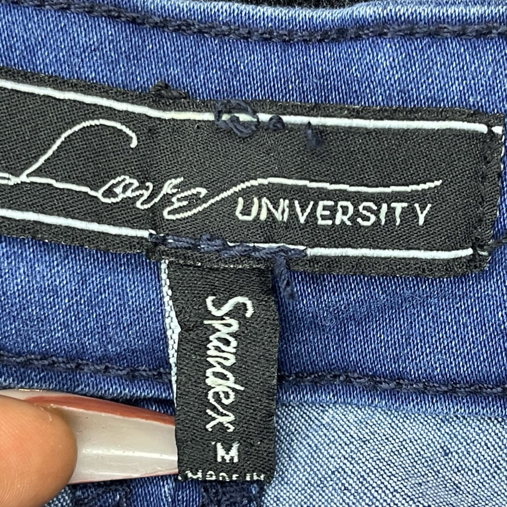 Classic Blue Denim Skirt. Size Medium - Picture 3 of 3